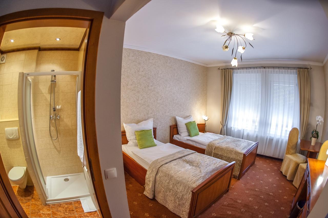 Imperium Hotel 3*